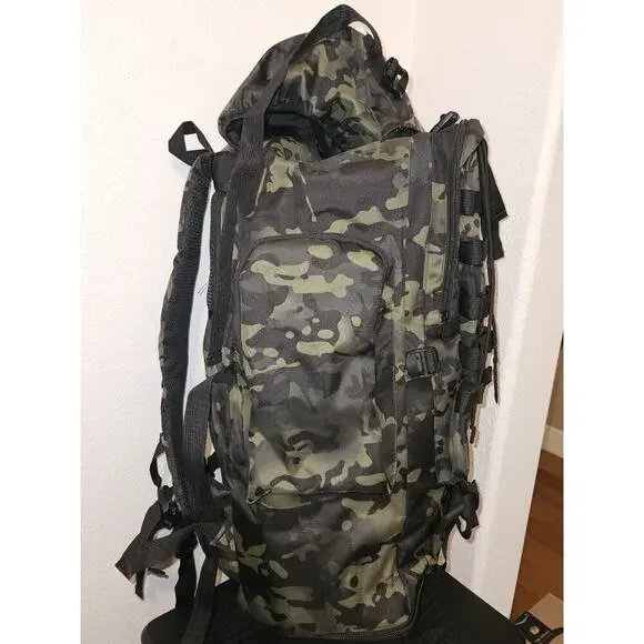 New! 70L Camouflage Hiking Backpack - Picture 6 of 8